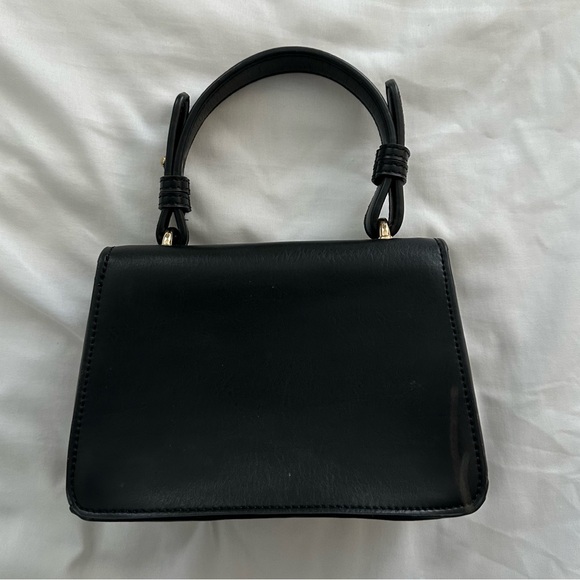 Brandy Melville Purse - Picture 2 of 3